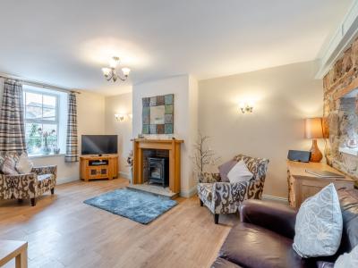 Seahouses, Northumberland - Sleeps 6 guests