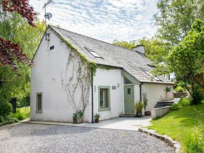 Holiday cottage, Portinscale (FCH84224)
