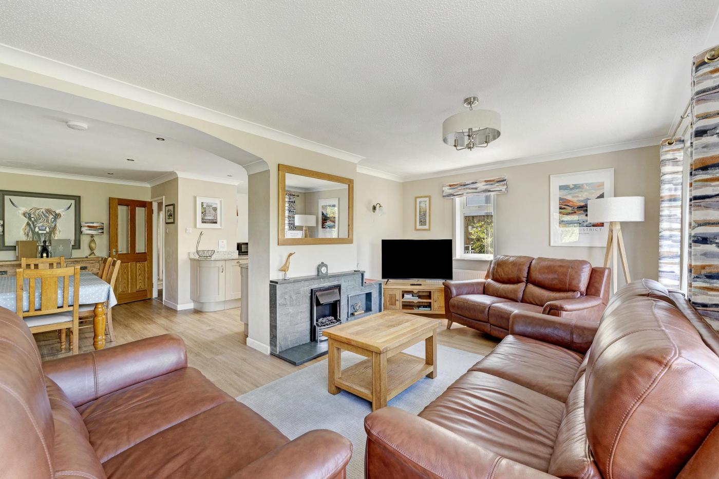 Property image 2 for HC285982