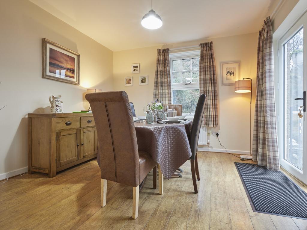 Property image 4 for HC84128