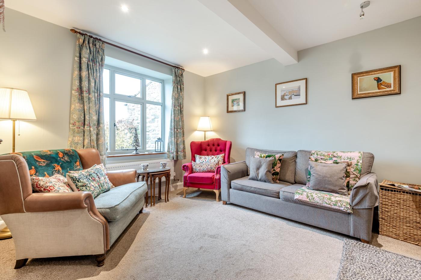 3 Bedroom Cottage in Baslow