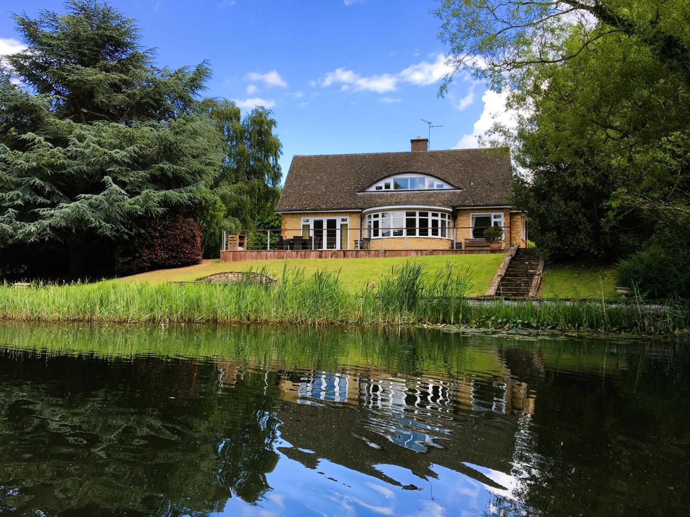 4 Bedroom Cottage in Peterborough