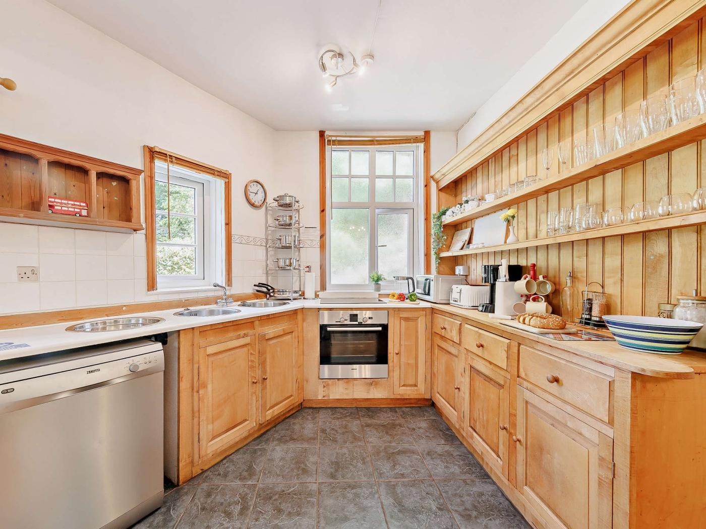 Property image 4 for HC93080