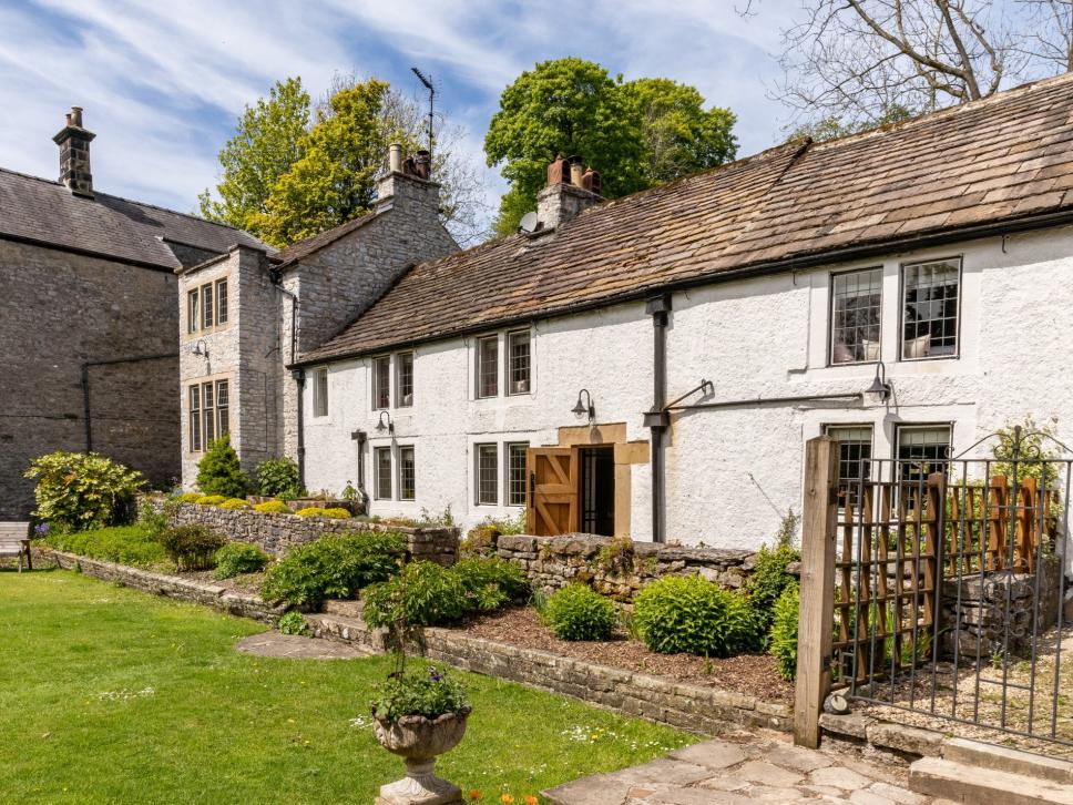 Holiday cottage, Derbyshire - sleeps 8