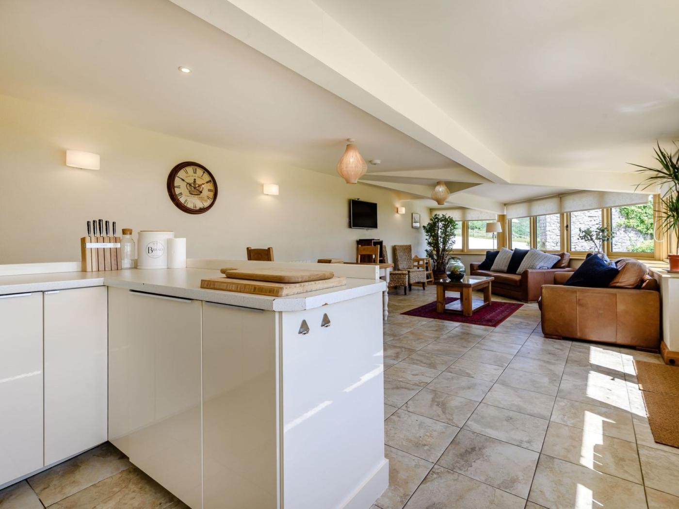 Property image 6 for HC96212