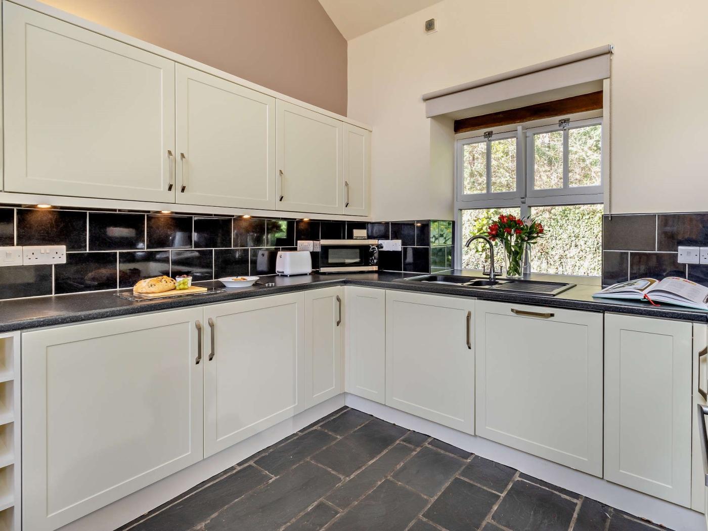 Property image 7 for HC86205