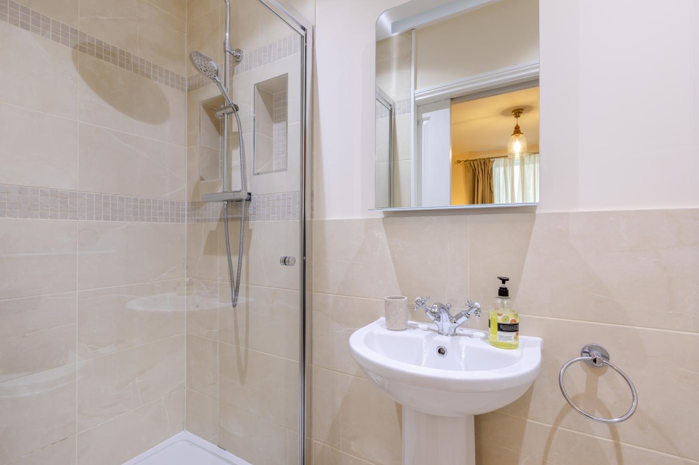 Property image 24 for HC77590