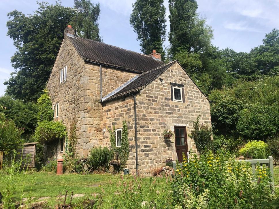 Holiday cottage, Derbyshire - sleeps 6