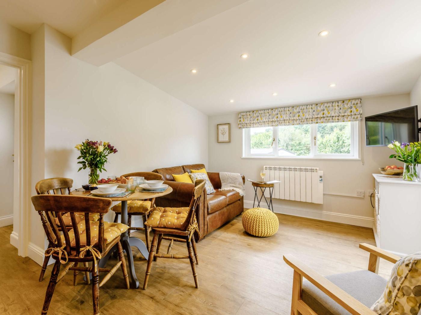 Property image 2 for HC83696