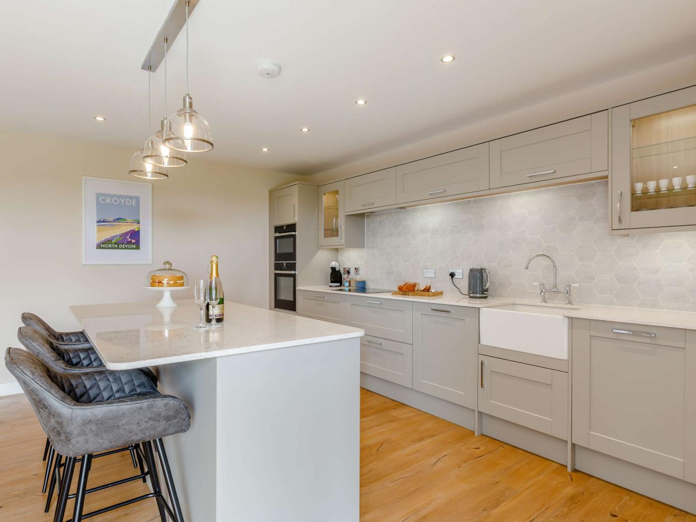Property image 9 for HC88074