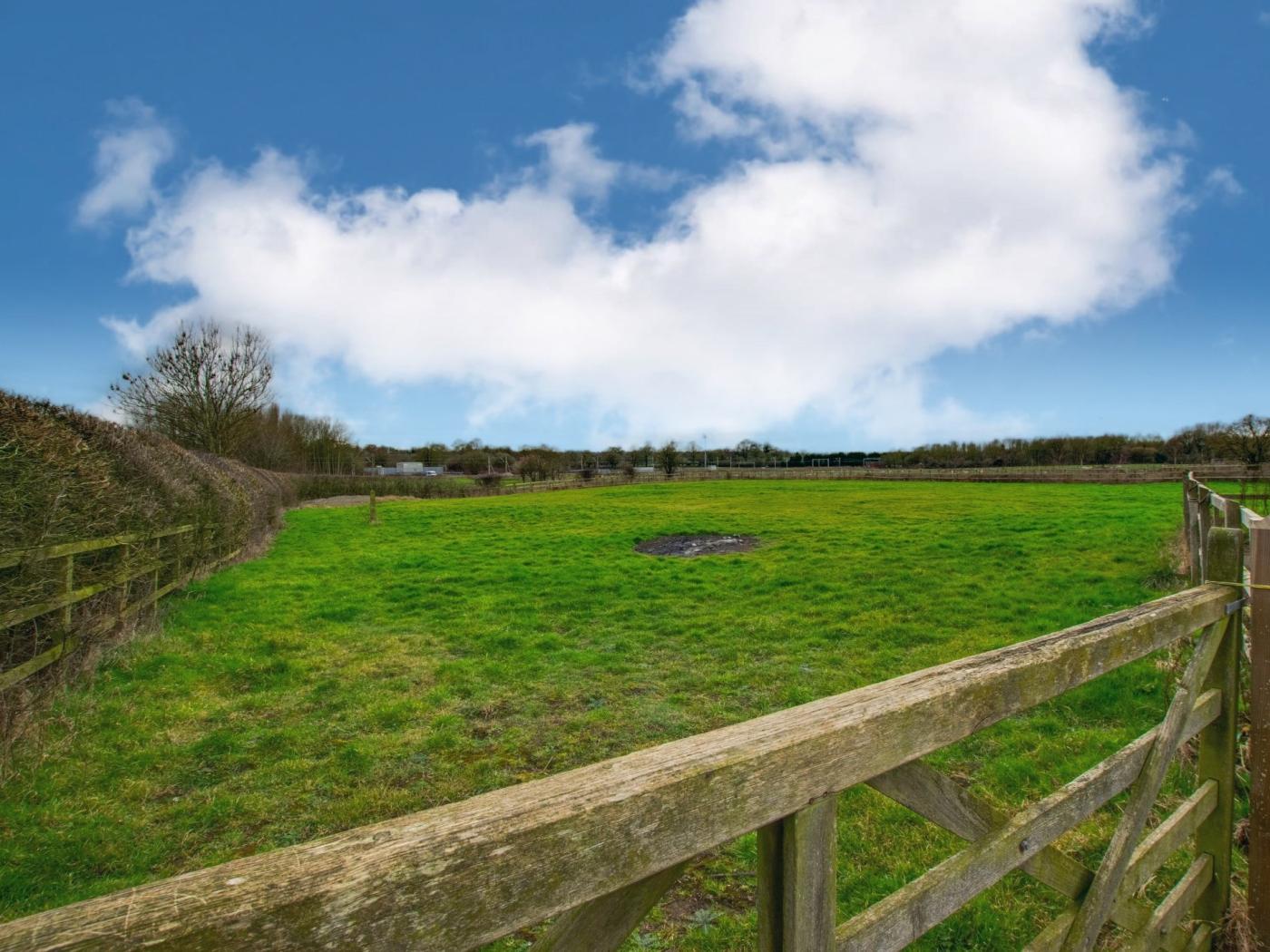 Property image 30 for HC91435