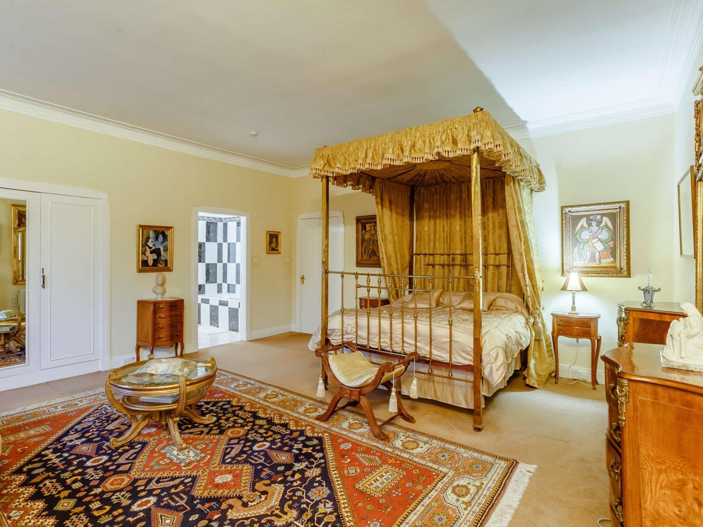 Property image 25 for HC76018