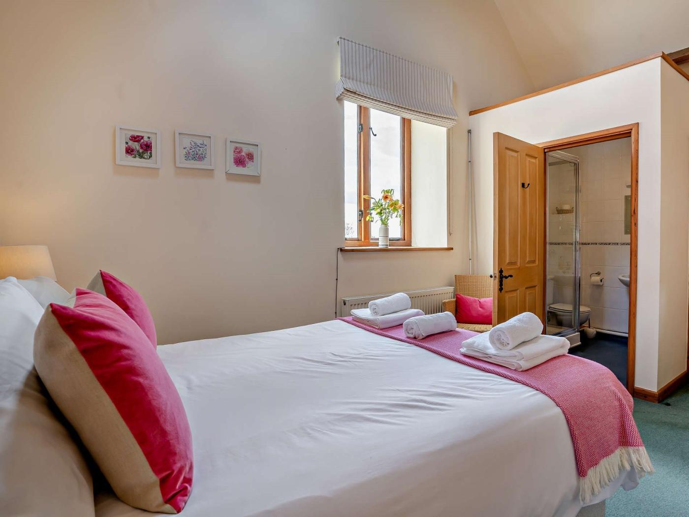 Property image 12 for HC73156