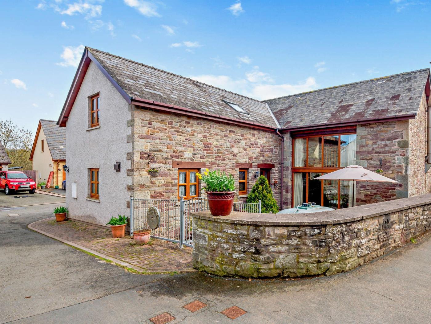 4 Bedroom Cottage in Brecon