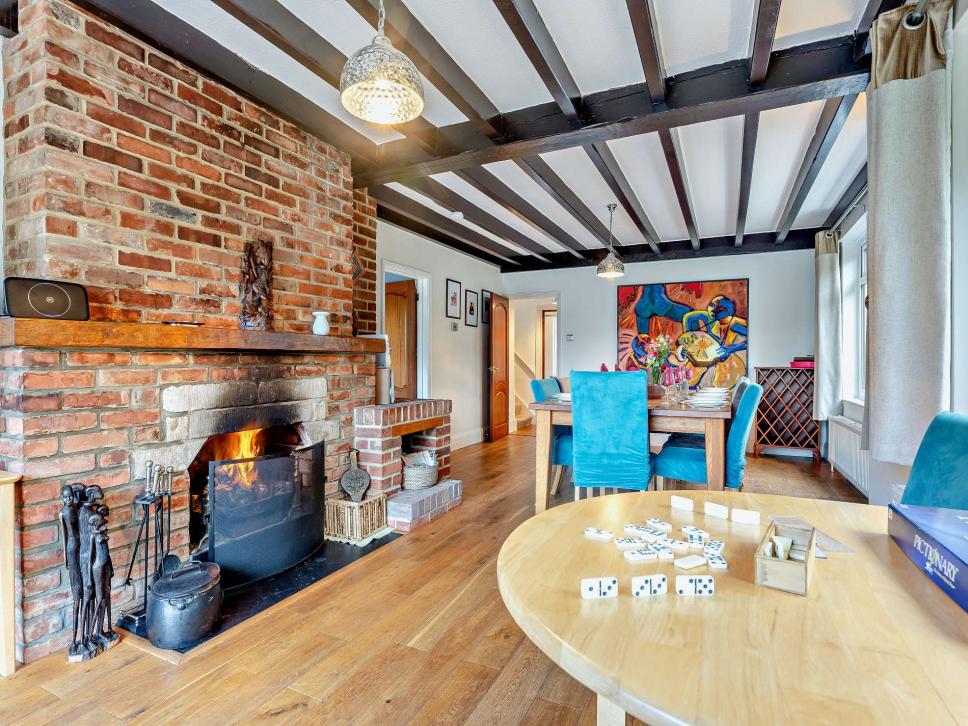 Holiday cottage, Isle of Wight - sleeps 12