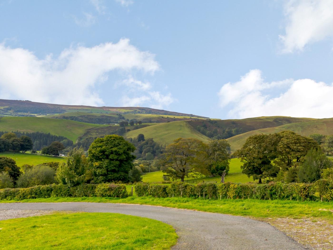 Property image 3 for HC79238