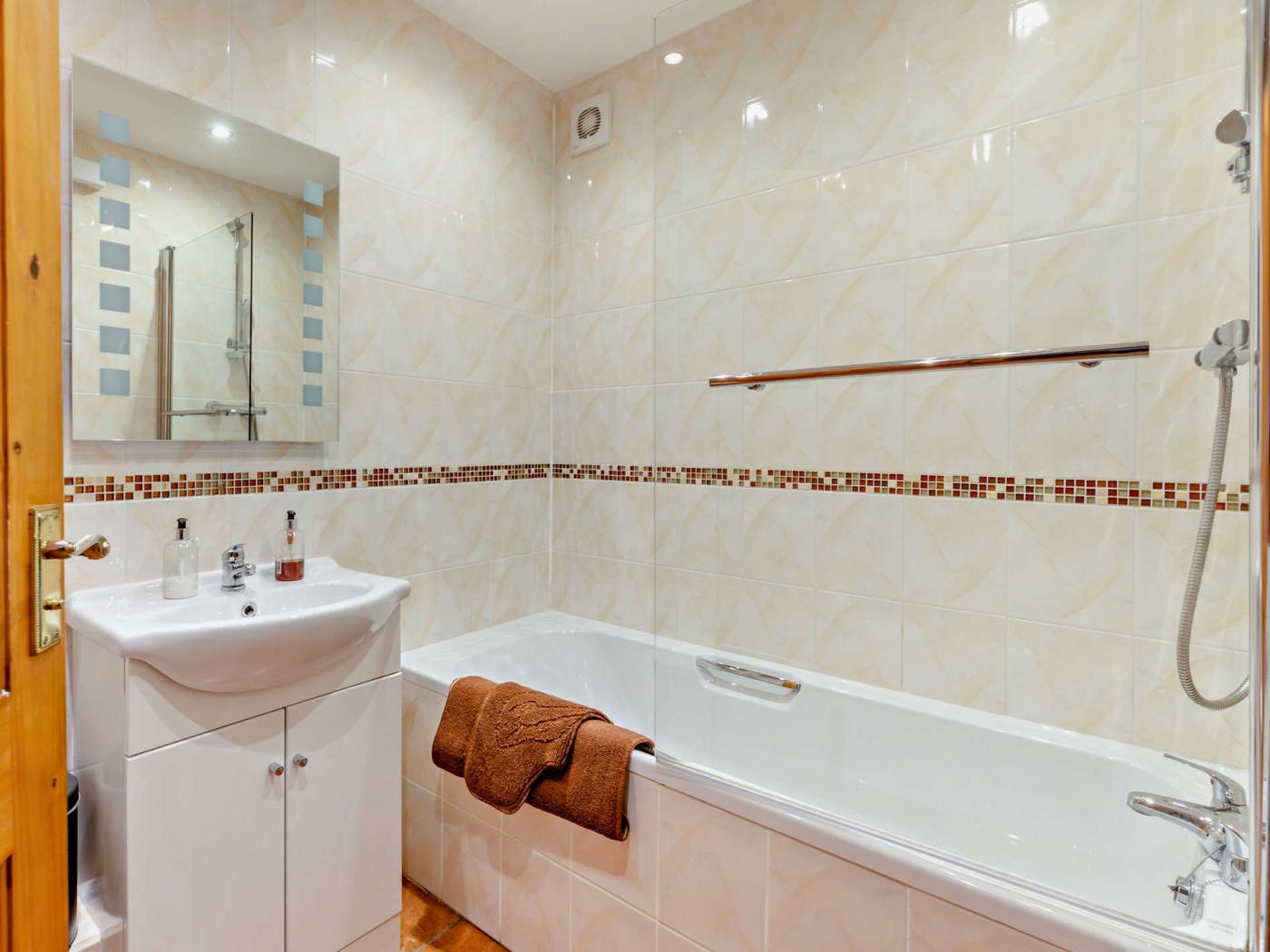 Property image 29 for HC94418