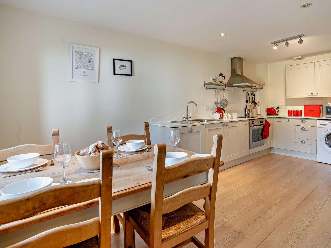Property image 7 for HC73156