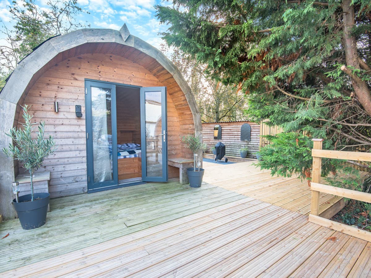 1 Bedroom Camping in Burton Pedwardine