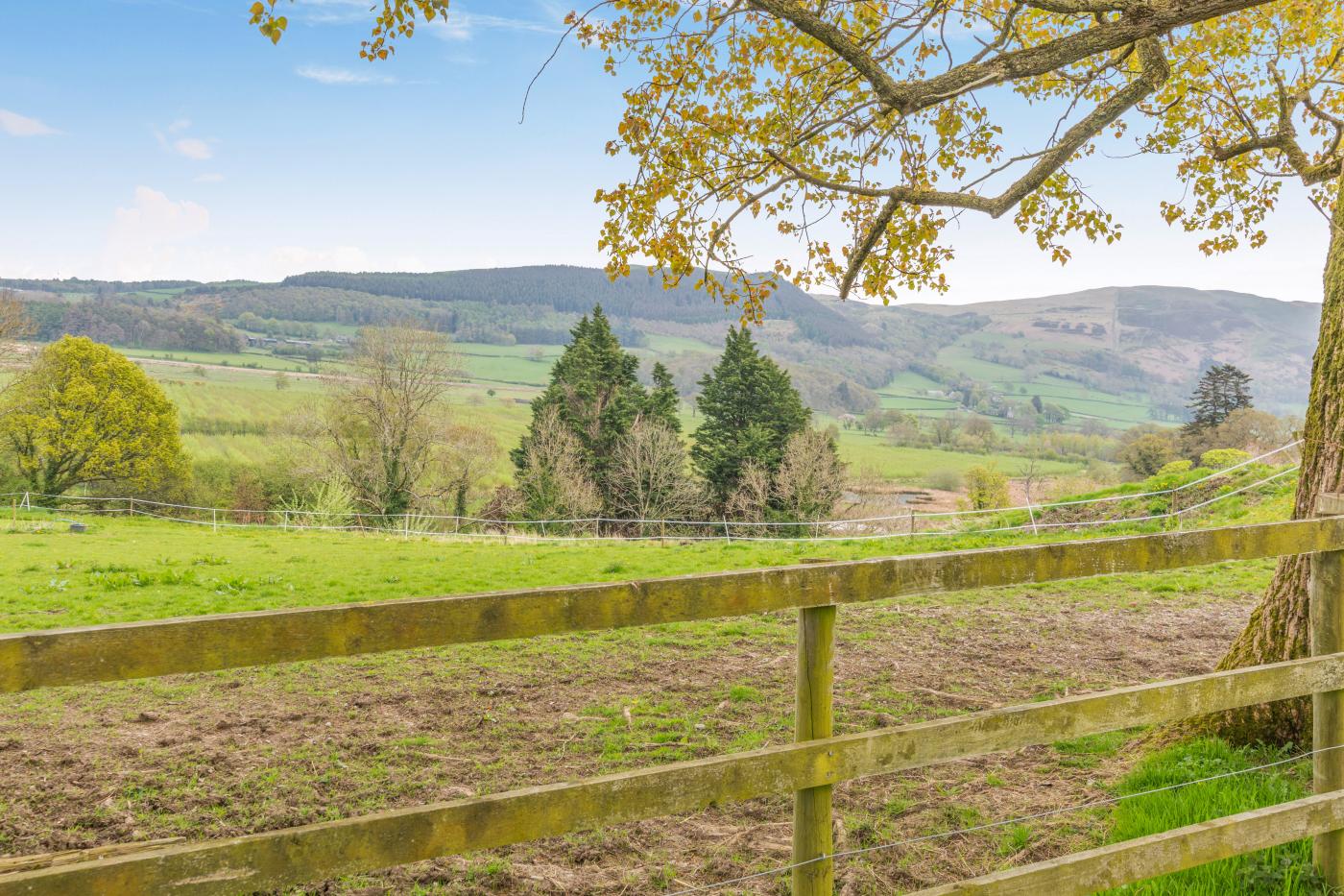 Property image 16 for HC280395