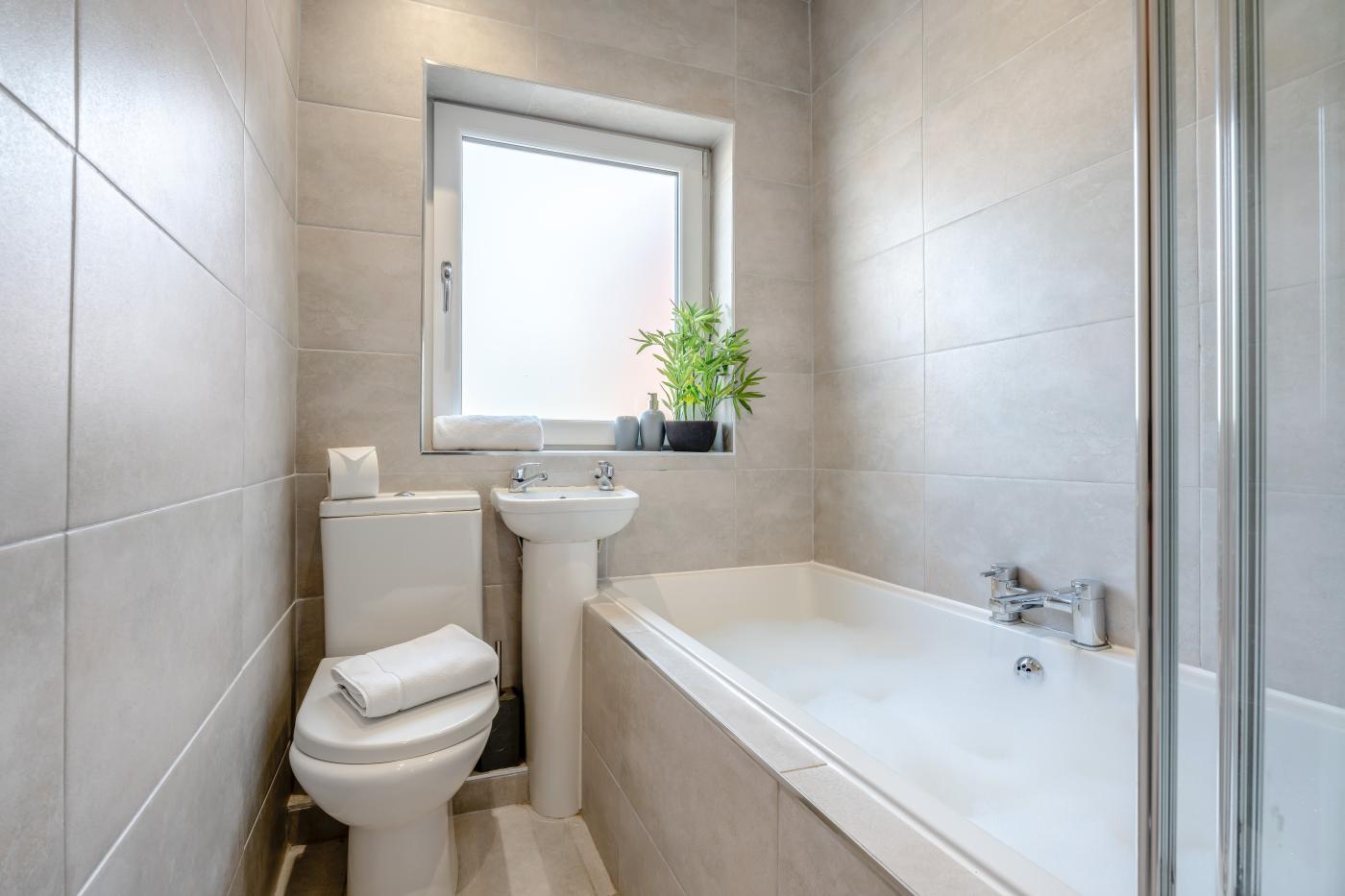 Property image 5 for HC79273