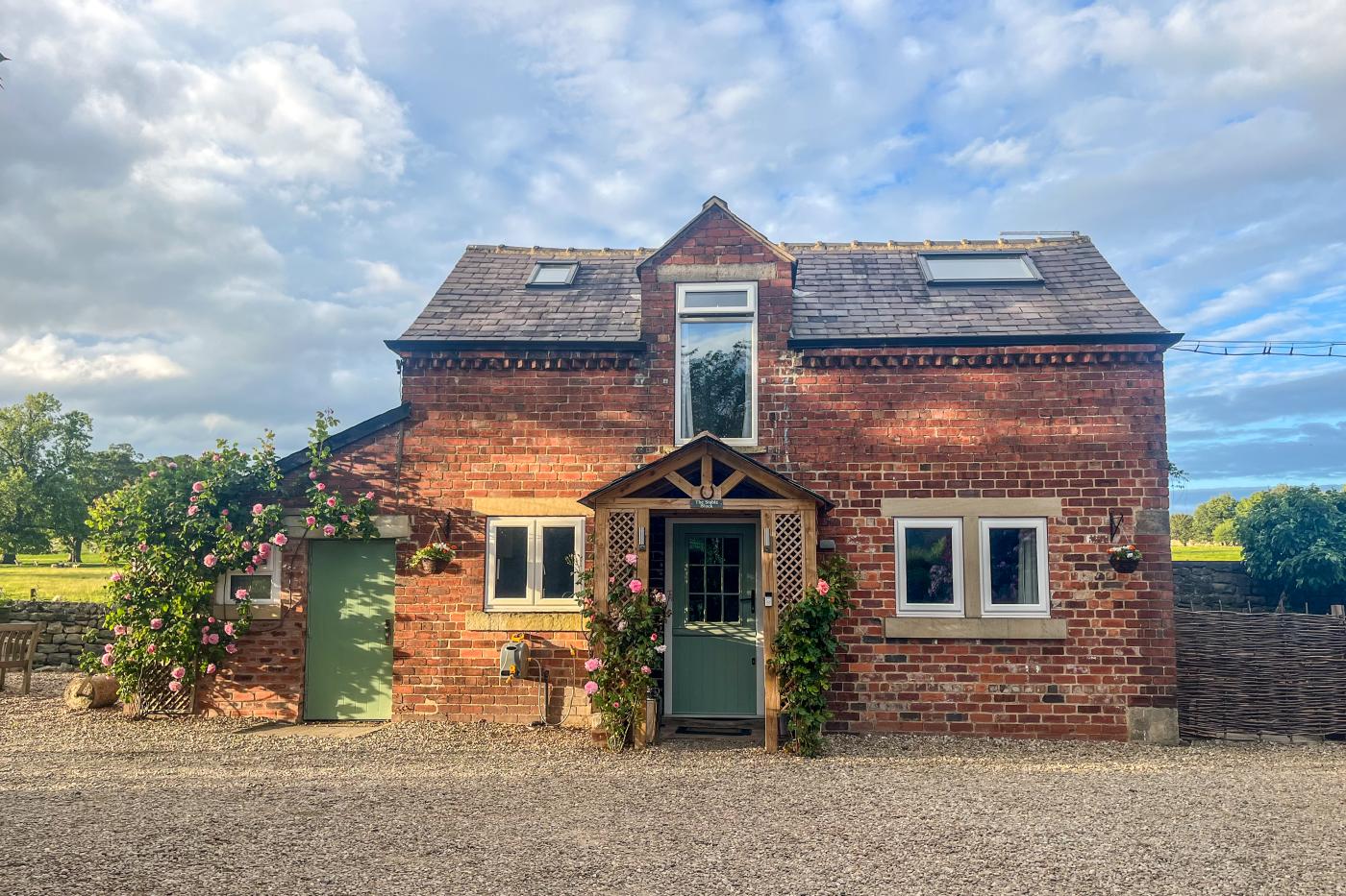 2 Bedroom Cottage in Leathley