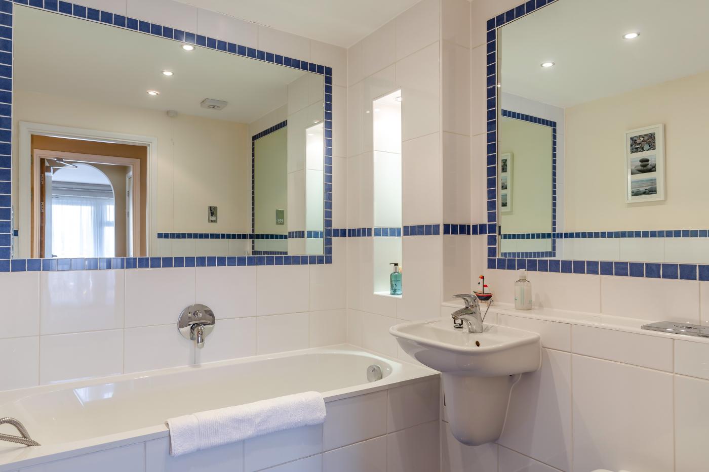 Property image 19 for HC256286