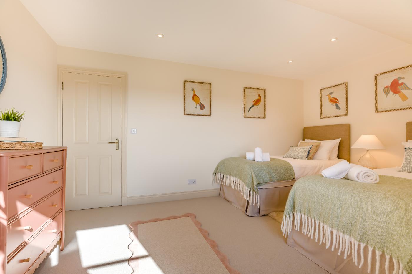 Property image 25 for HC295589