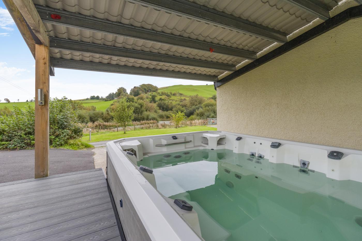 5 Bedroom Cottage in Devils Bridge