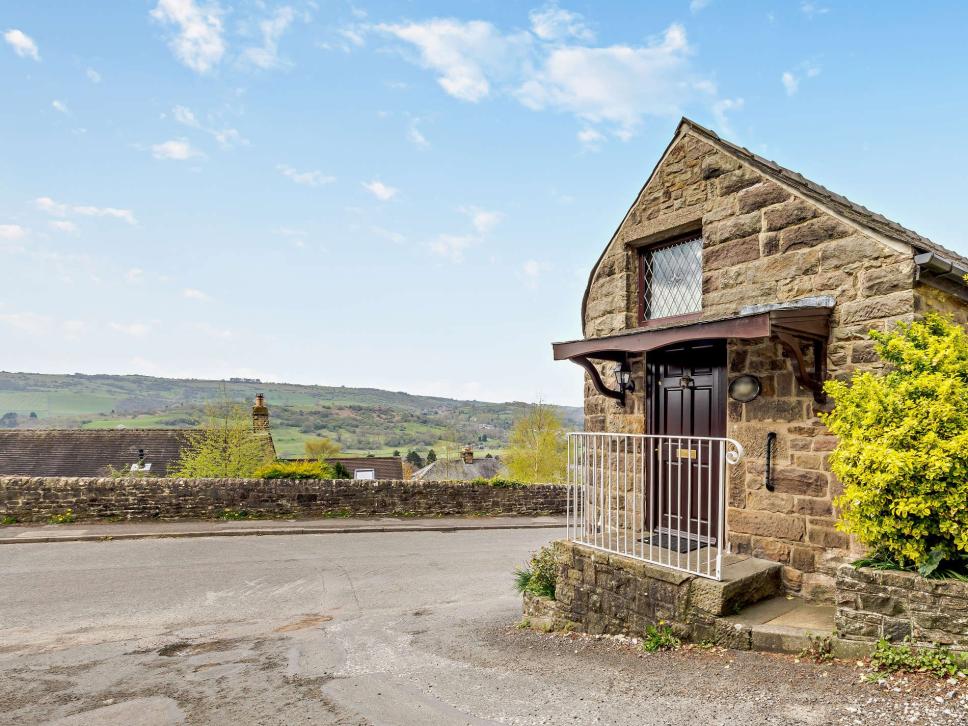 Holiday cottage, Derbyshire - sleeps 5
