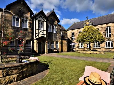 Holiday cottage, Alnwick (FCH60497)