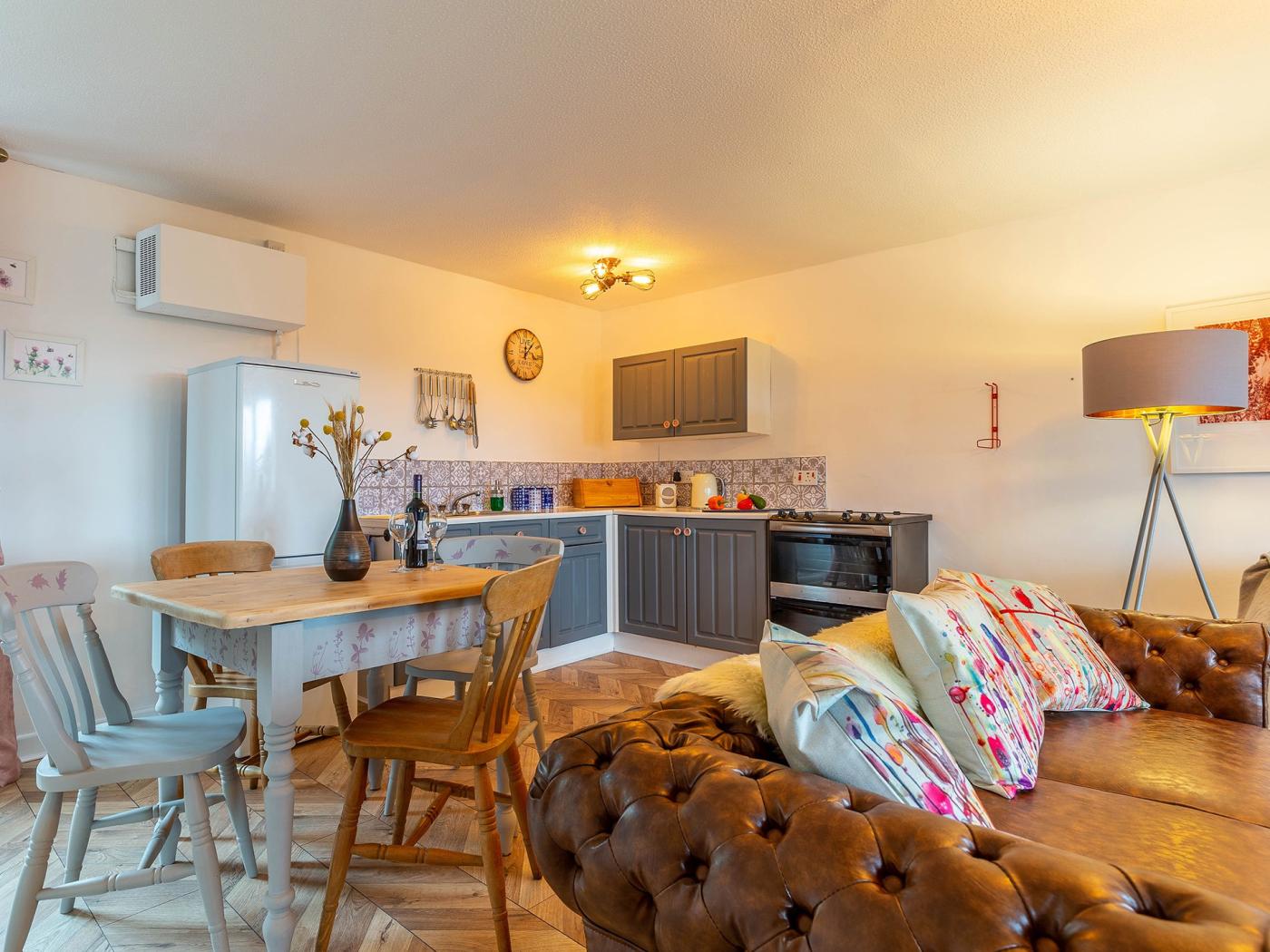 Property image 2 for HC78302
