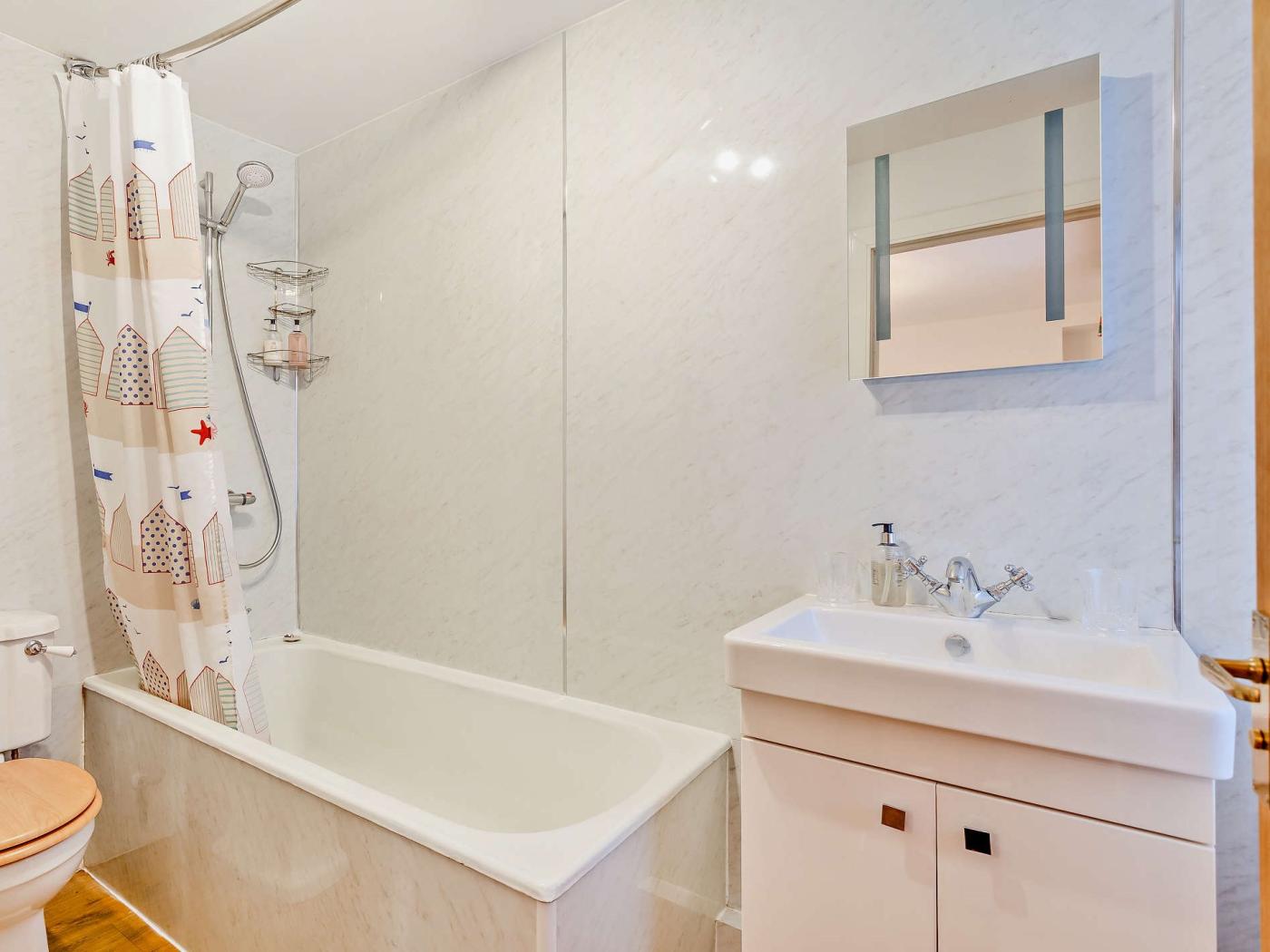 Property image 12 for HC76056