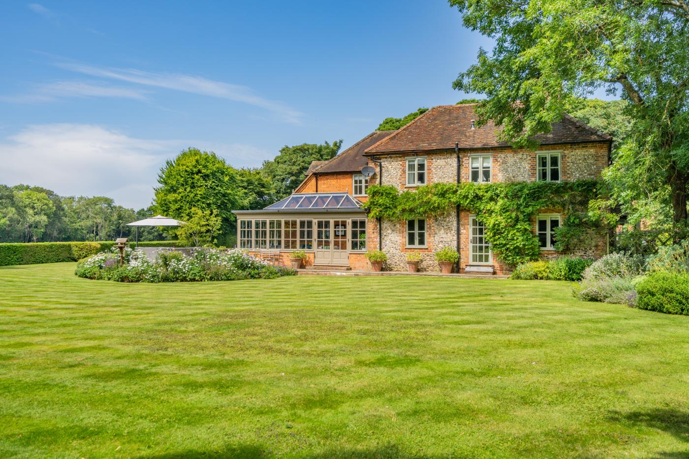 7 Bedroom Cottage in Henley-on-thames