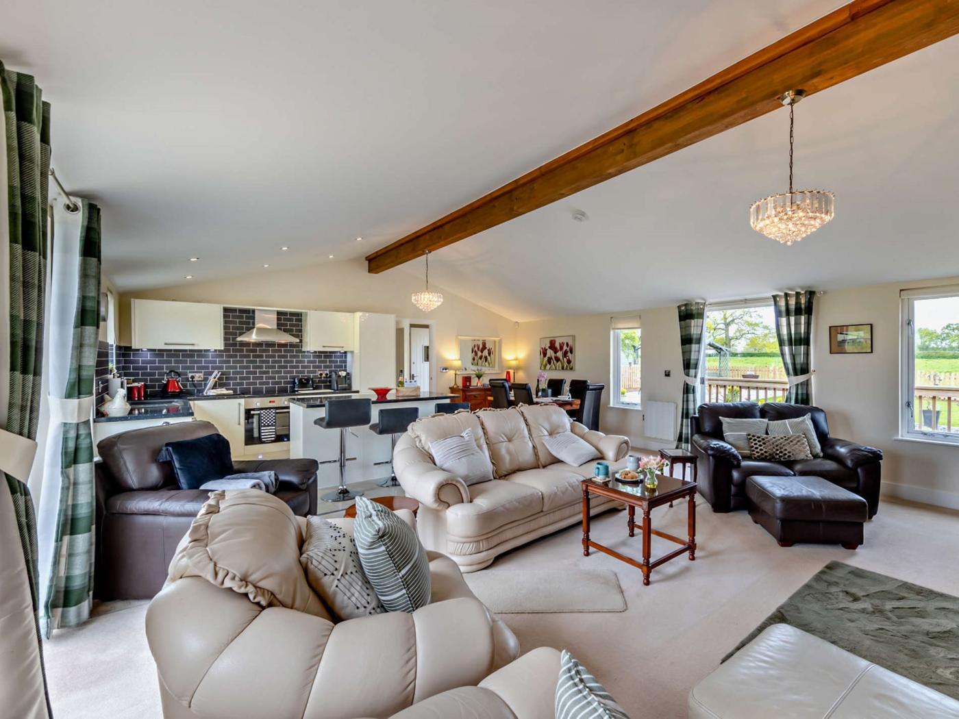 Property image 3 for HC93266