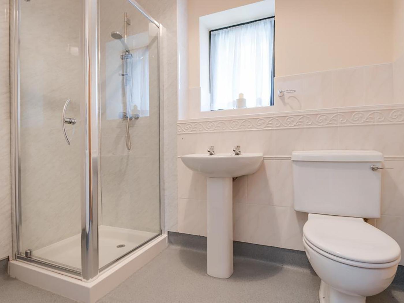 Property image 7 for HC84082