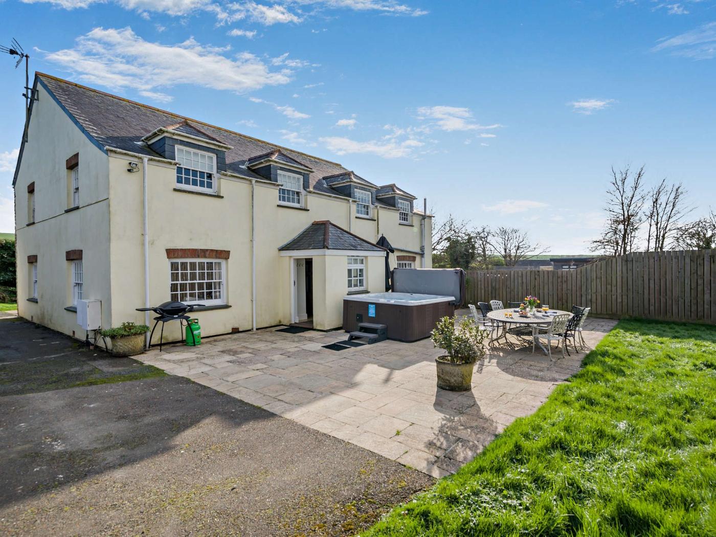 5 Bedroom Cottage in Wadebridge