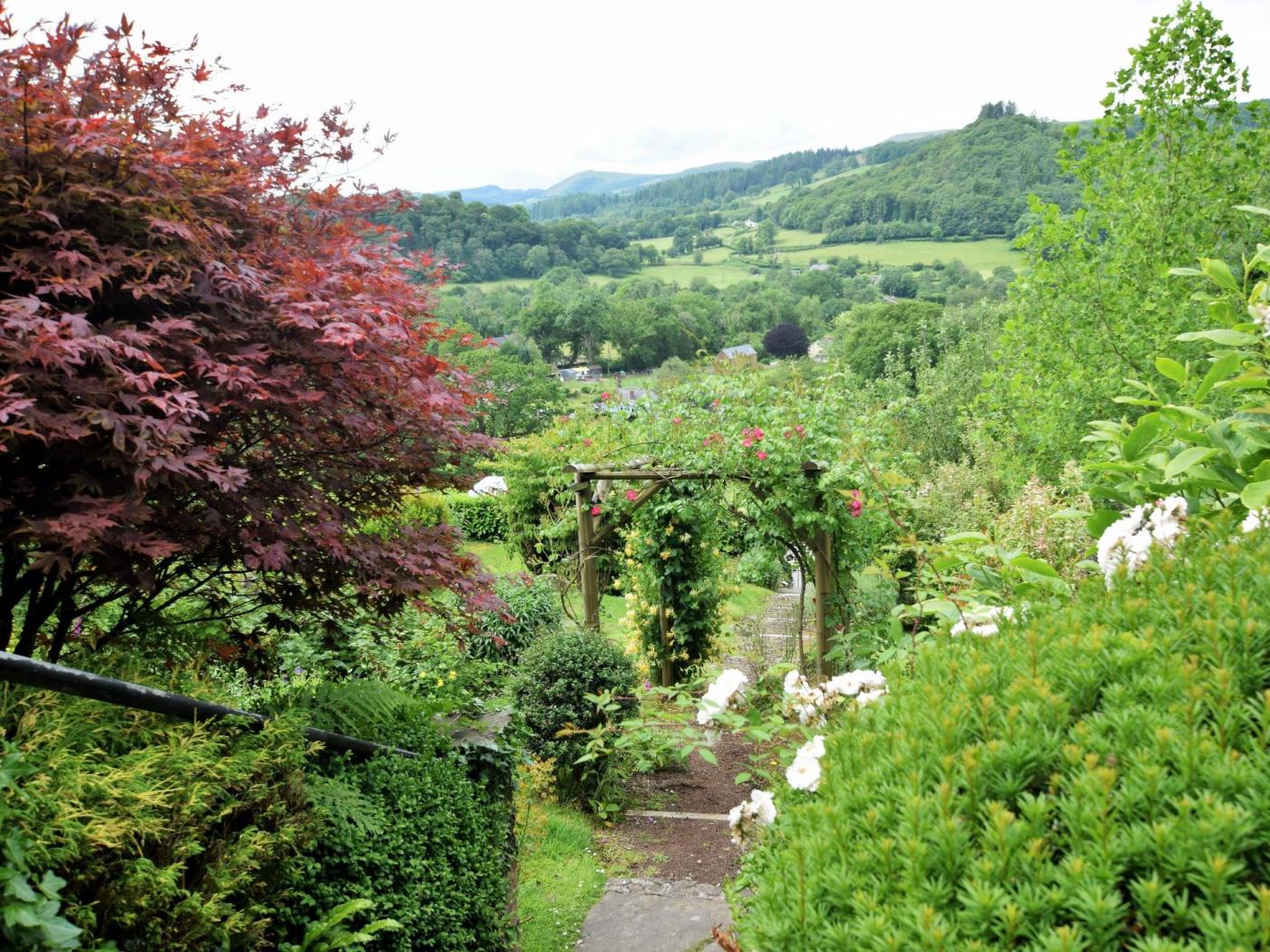 Property image 2 for HC76381