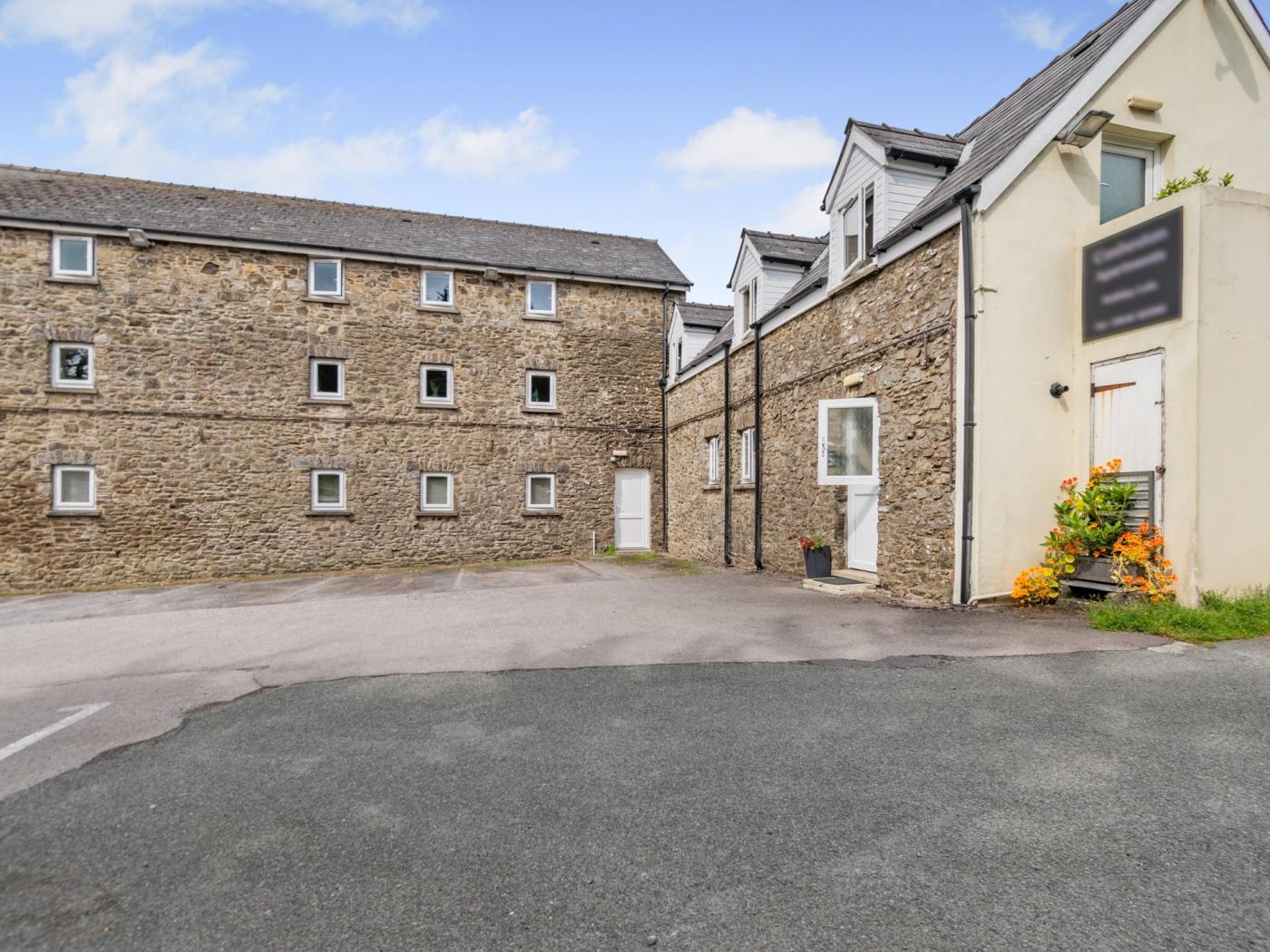 Property image 11 for HC80797