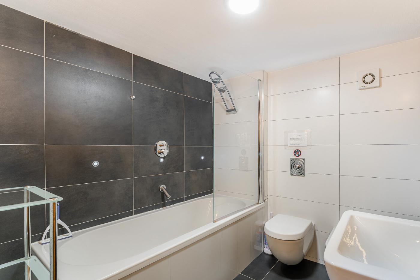 Property image 16 for HC285522