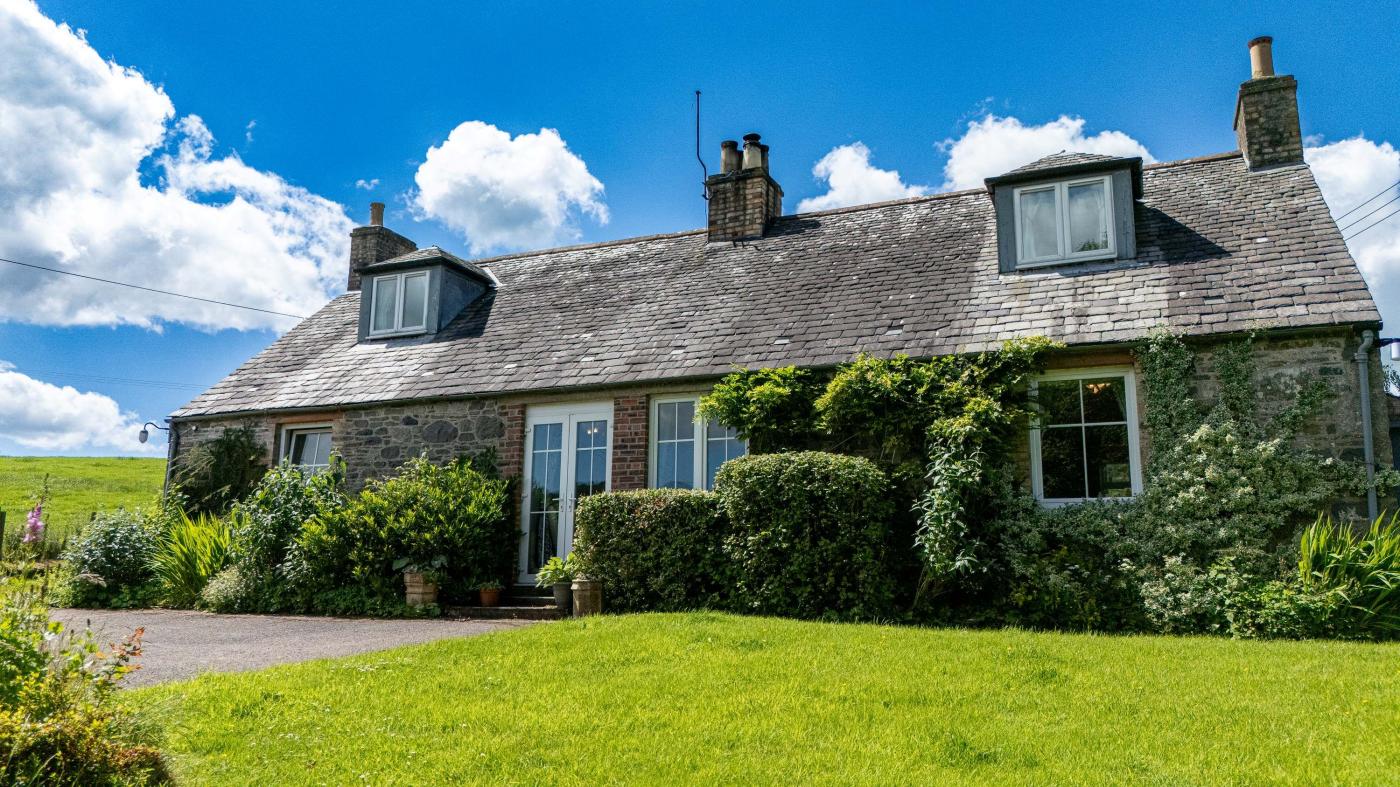 4 Bedroom Cottage in Twynholm