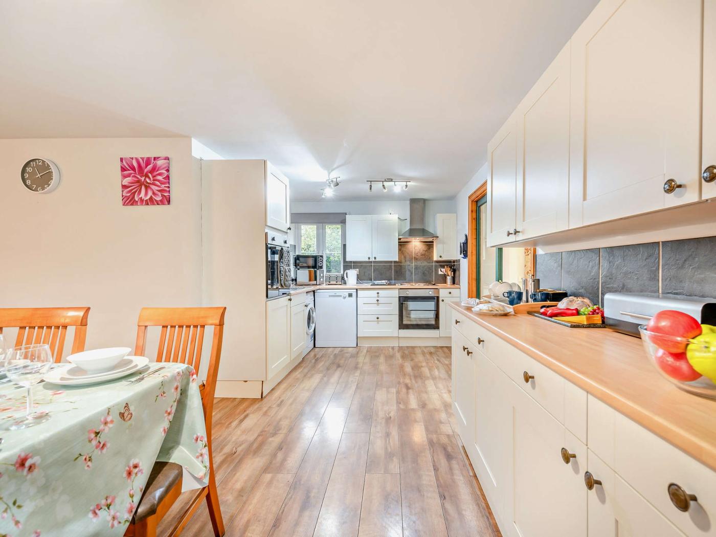 Property image 2 for HC57408