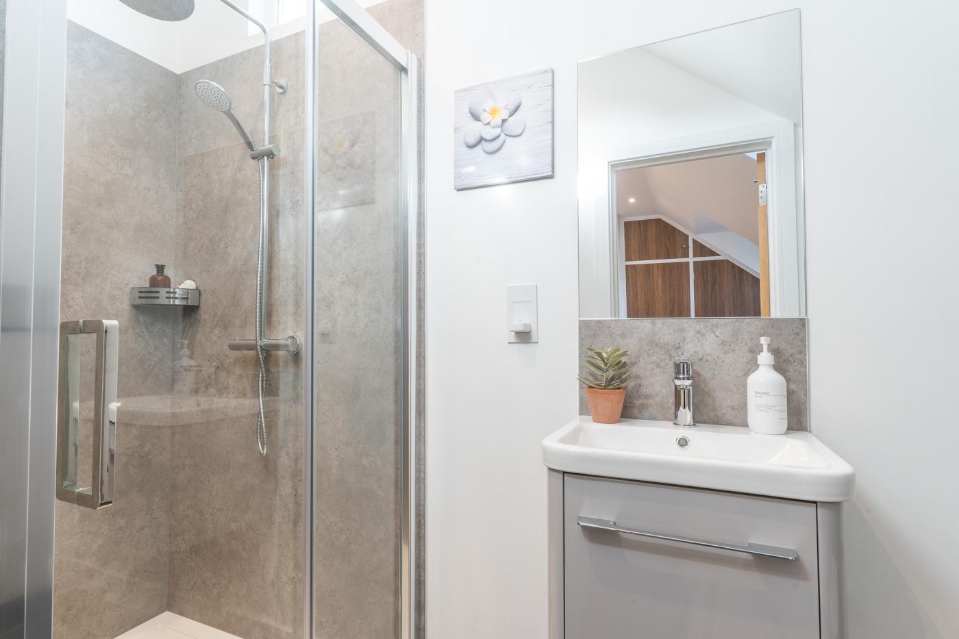 Property image 22 for HC283944