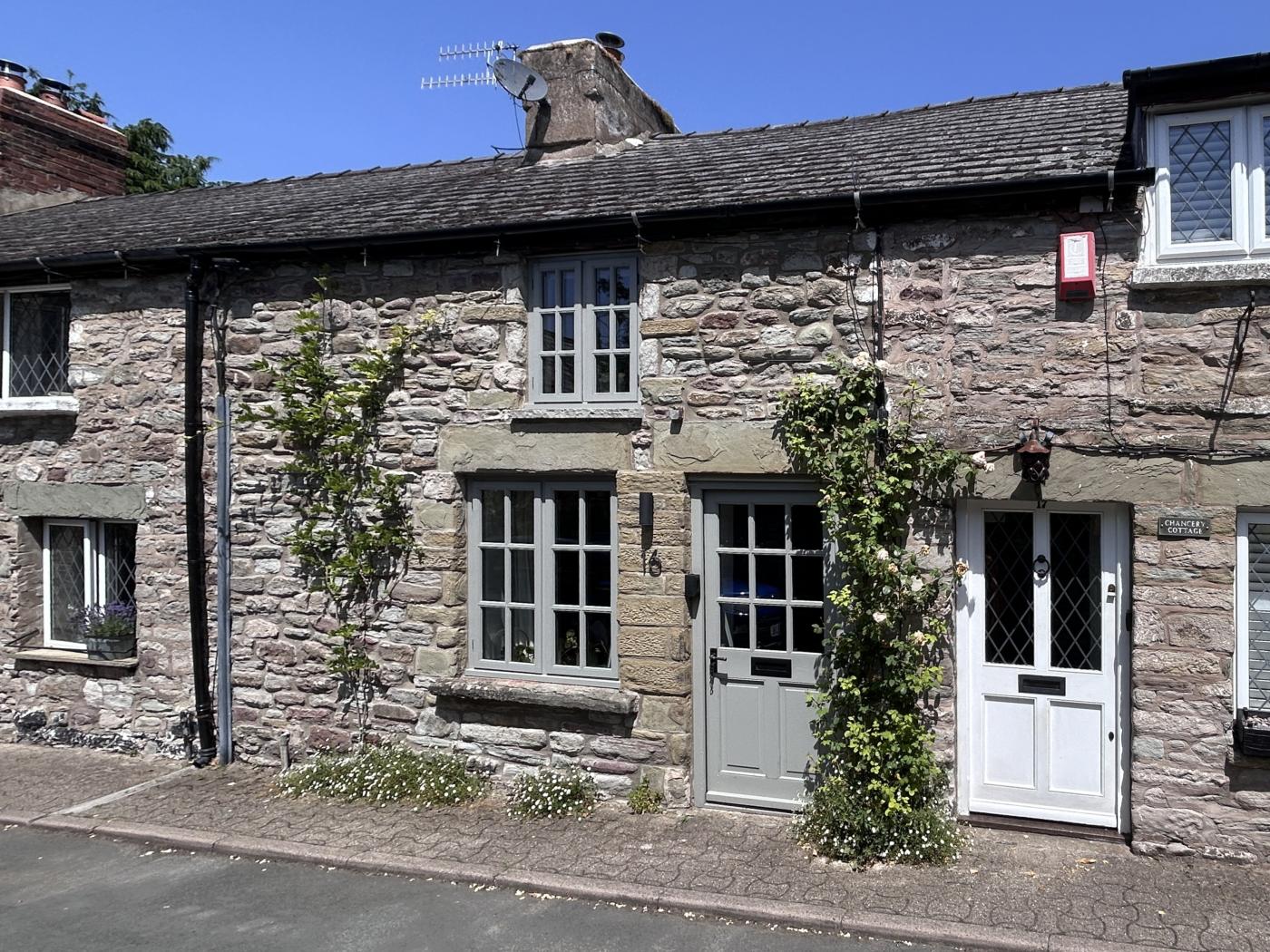 Property image 2 for HC93221