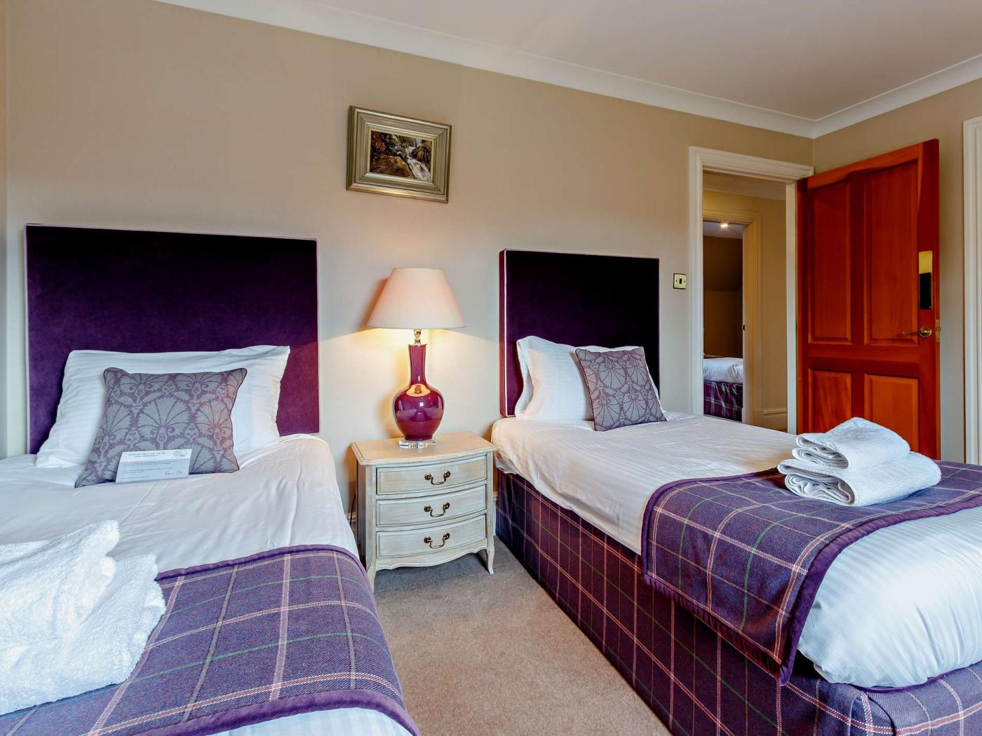 Property image 27 for HC76114