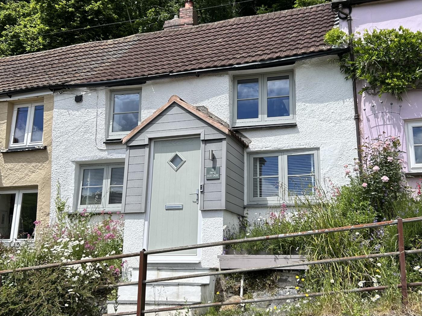 2 Bedroom Cottage in Swimbridge