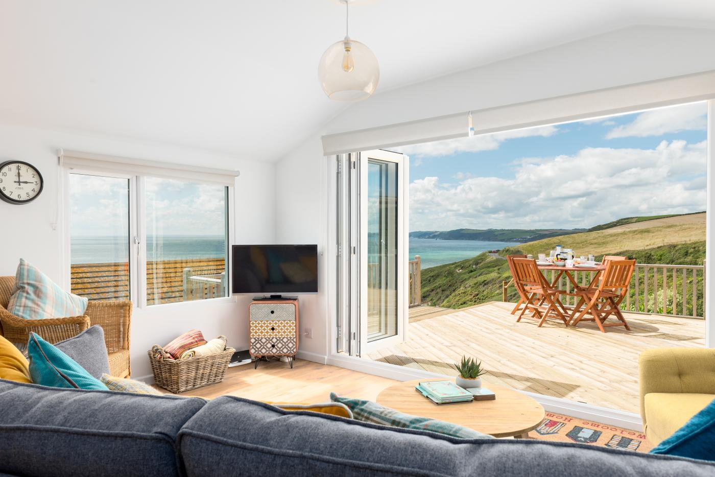 2 Bedroom Cottage in Whitsand Bay