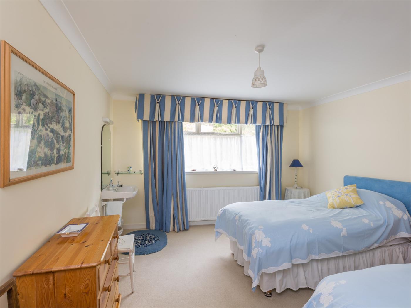 Property image 16 for HC76129