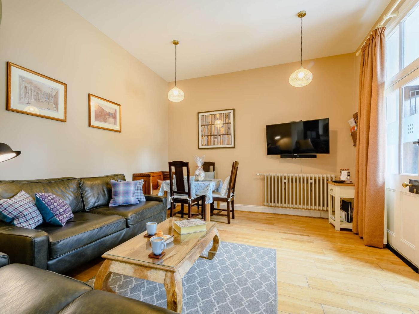 Property image 3 for HC78670