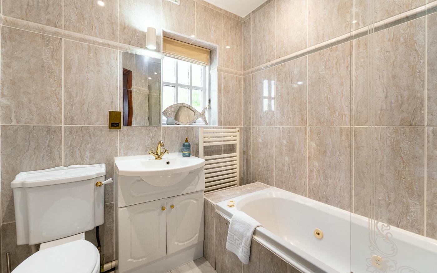 Property image 24 for HC285969